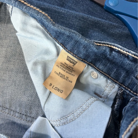 Levi’s 528 Curvy Bootcut Jeans Women’s 9 Long Dark Wash Stretch Denim Wide Leg - Picture 4 of 5